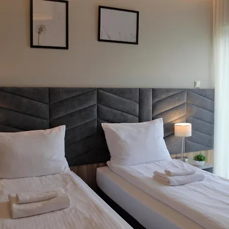 & Krakowska Guest house