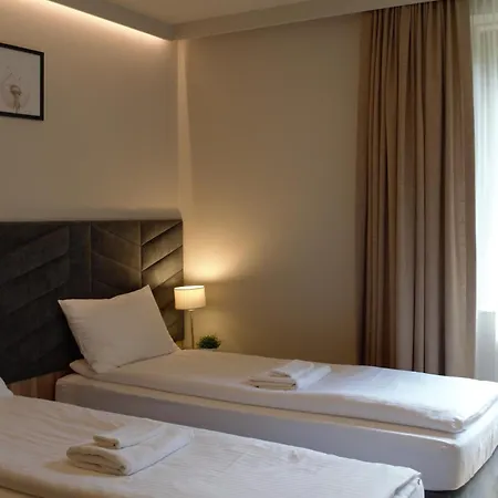 & Krakowska Guest house