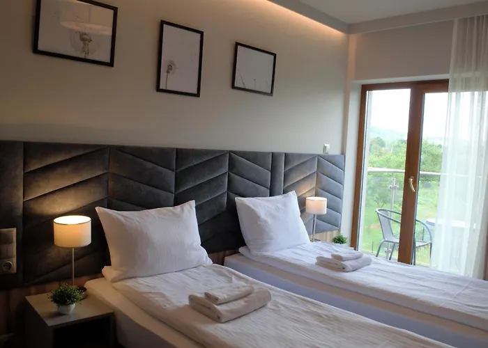 & Krakowska بيت ضيافة 3*