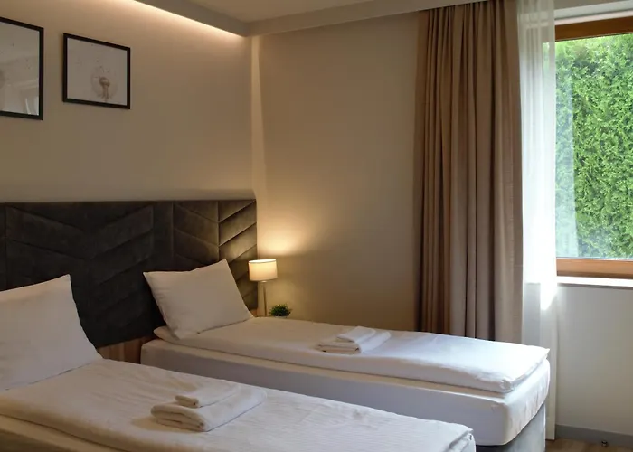 & Krakowska بيت ضيافة